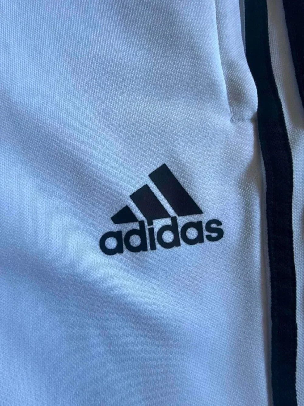 Adidas men’s classic